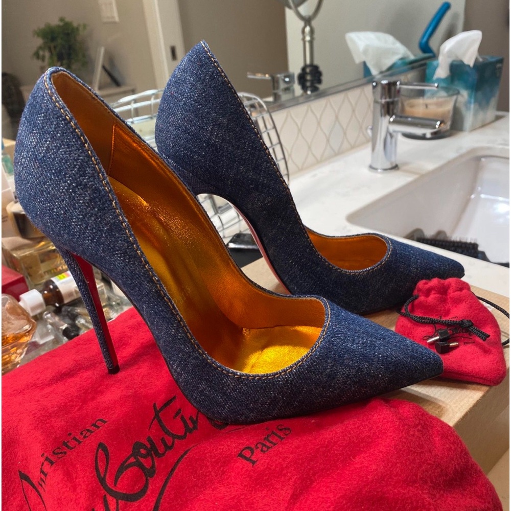 NWT Christian Louboutin Kate Denim Red Sole size 36 - Shipping included